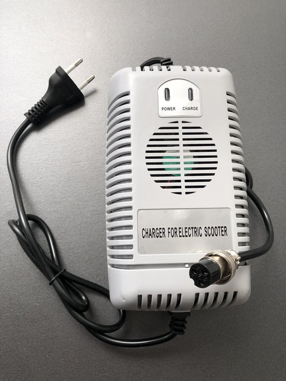 Oplader Elektrische Quad 48V